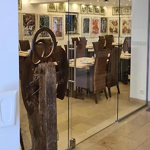 Garni Am Ellinger Tor Hotel