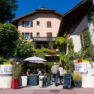 Logis La Terrasse Fleurie 2*, Divonne-les-Bains France