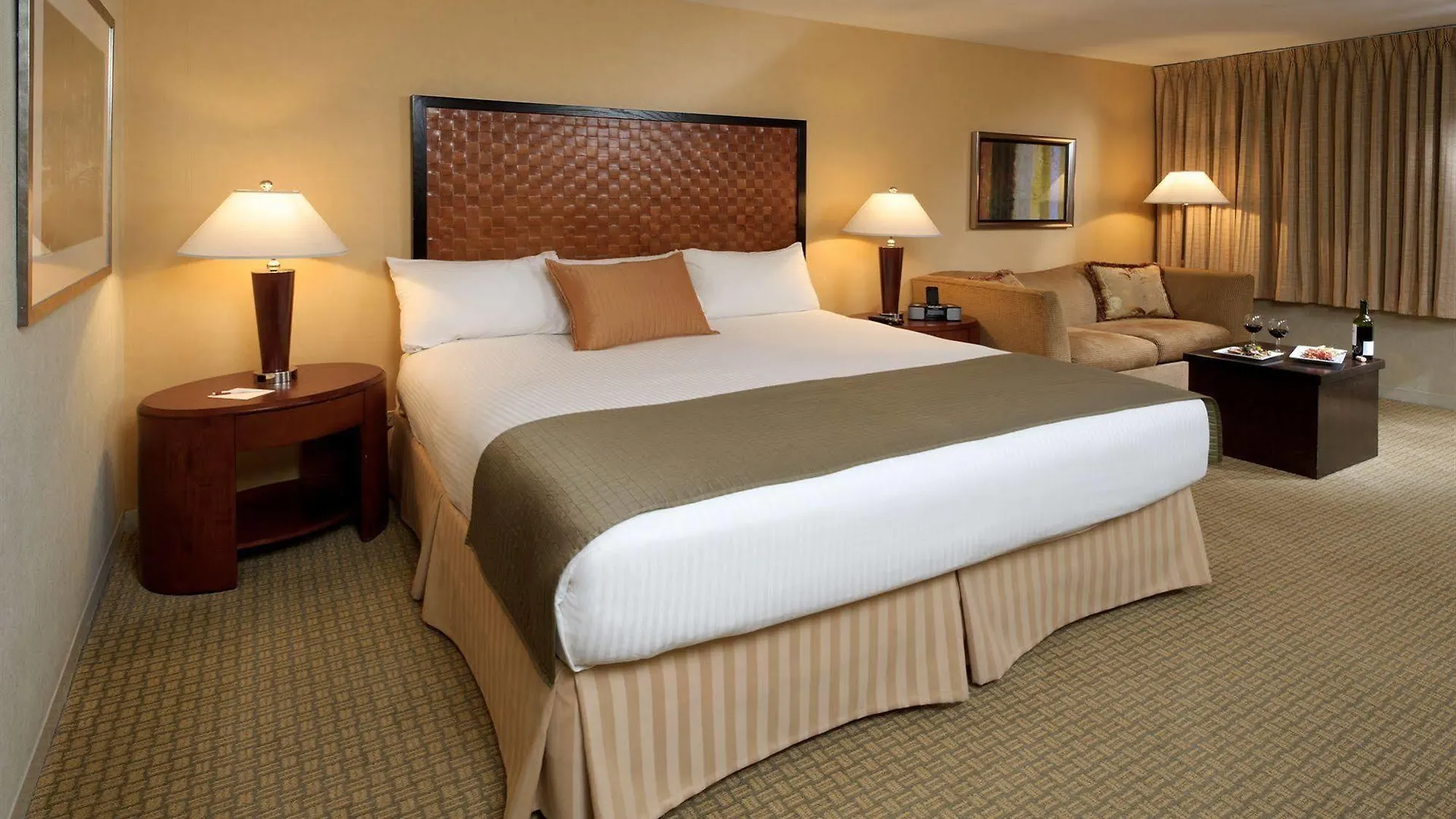 The Skyline Hotel New York