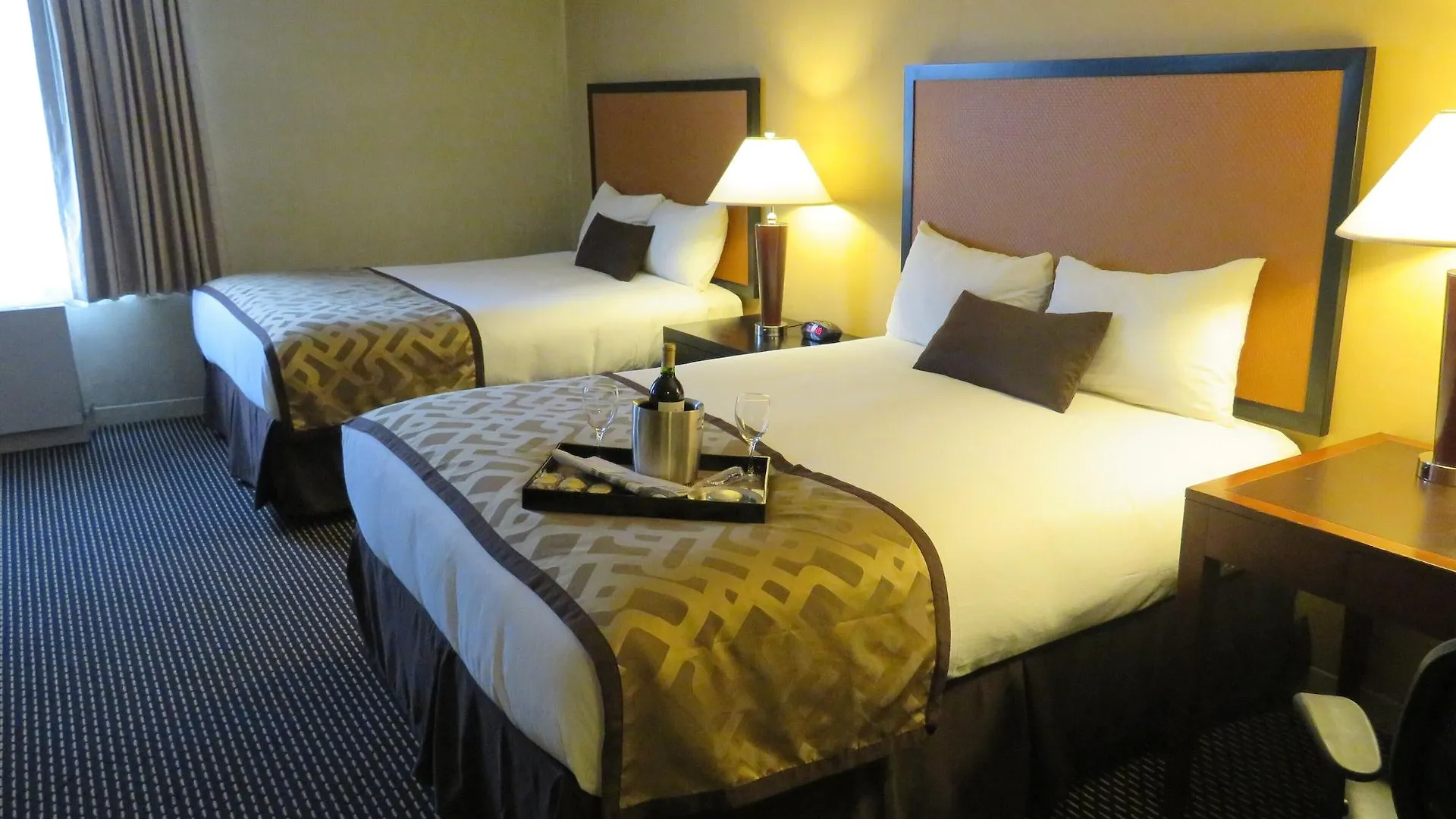 The Skyline Hotel New York